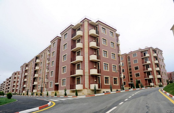 President Ilham Aliyev orders extra measures to improve housing conditions of IDP families 